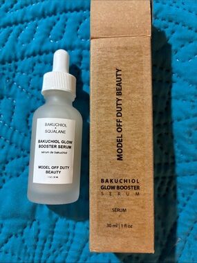 Model Off Duty Bakuchiol Glow Booster Serum